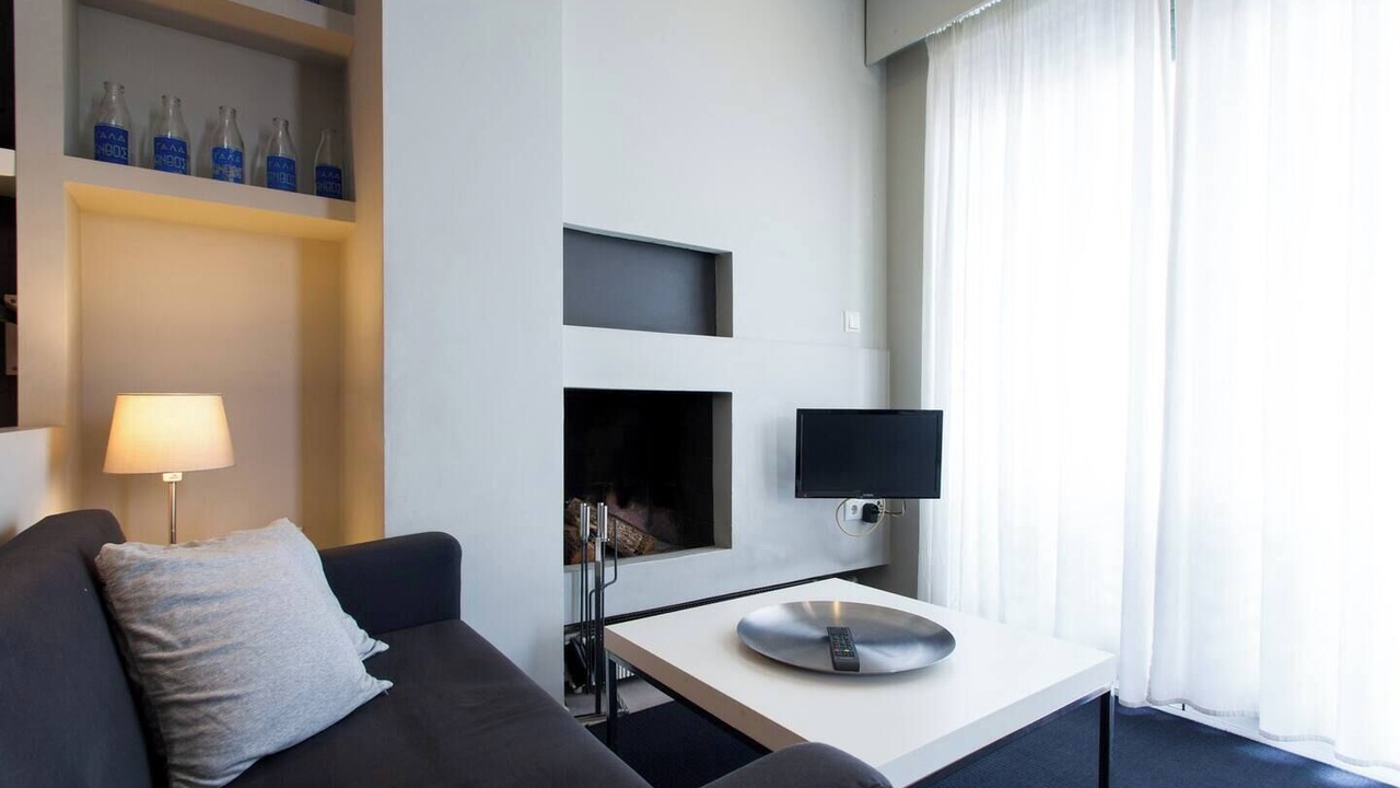 Photo of Livingroom in Exarhia