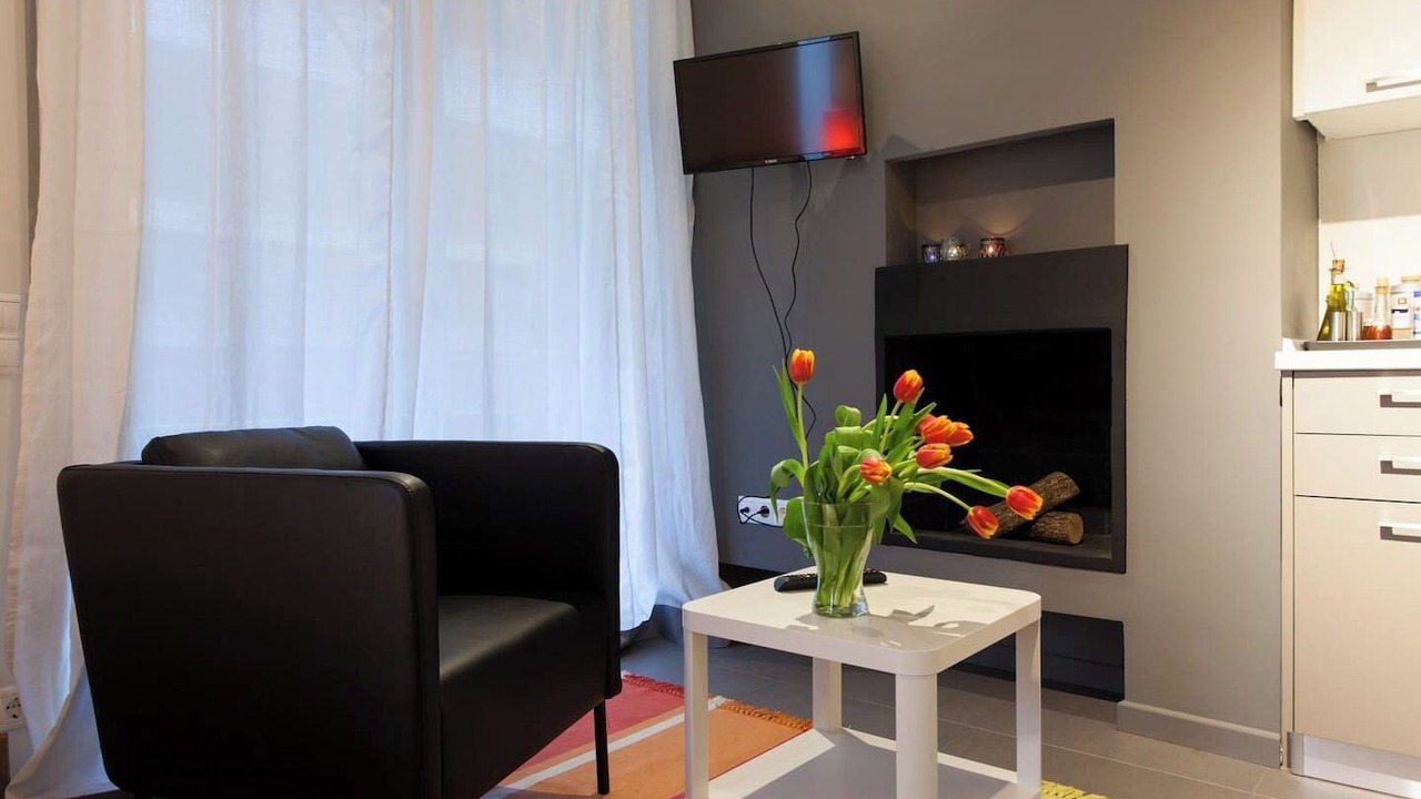 Photo of Livingroom in Exarhia