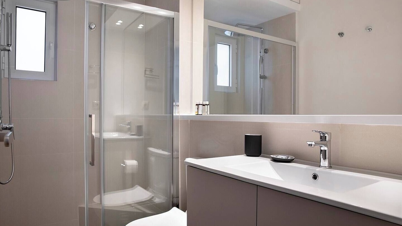 Photo of Bathroom in Exarhia
