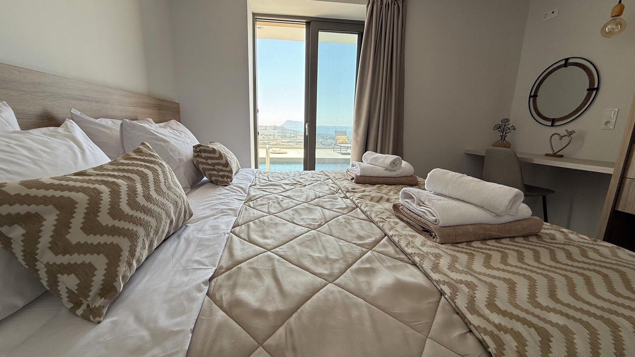 Photo of Bedroom in Megala Chorafia
