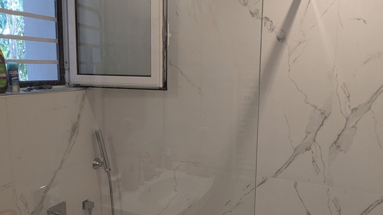 Photo of Bathroom in Lavrio
