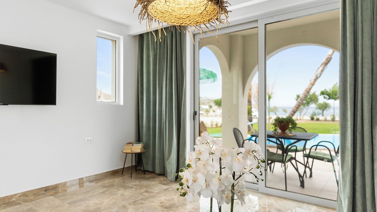 Photo of Others in Haraki