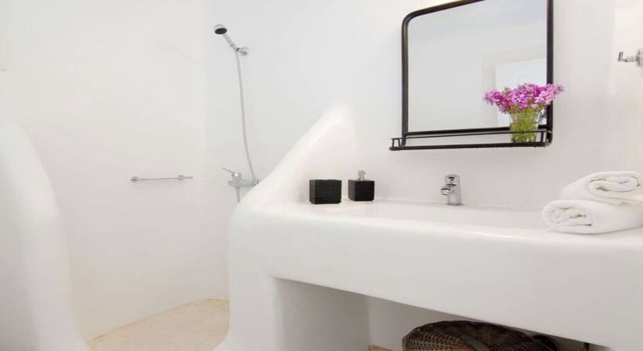 Photo of Bathroom in Fanari