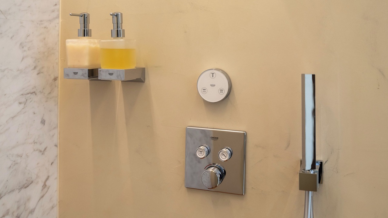 Photo of Bathroom in Pefki