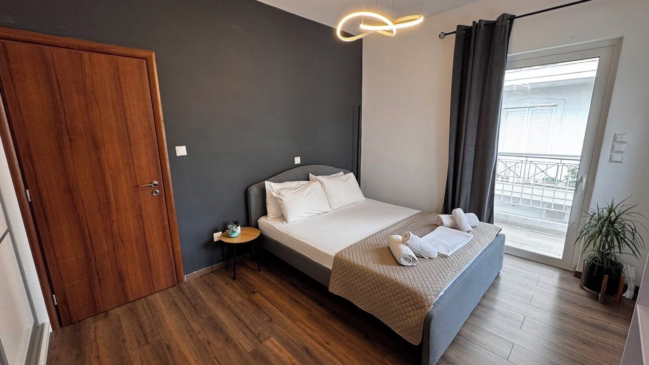 Photo of Bedroom in Alimos