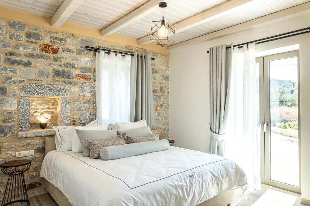 Photo of Bedroom in Kardamyli