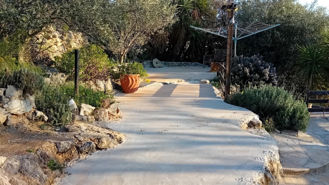 Photo of Outdoor in Karya