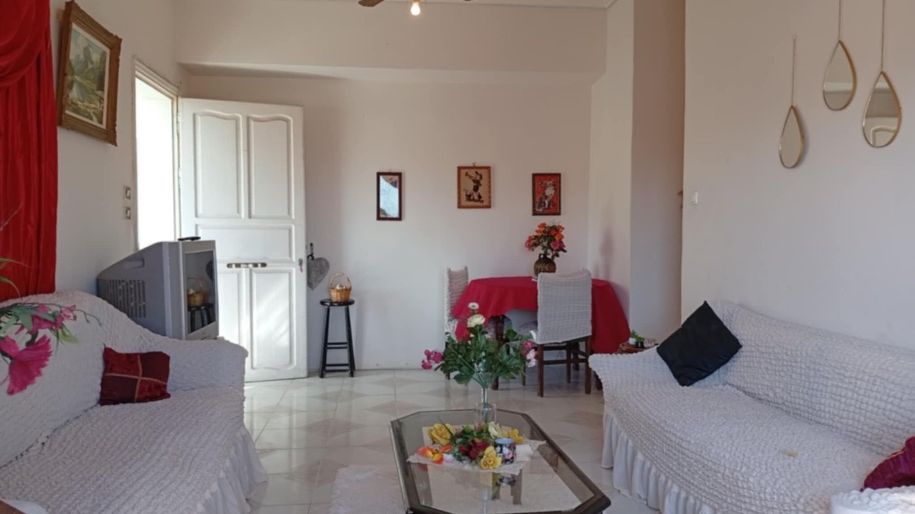 Photo of Livingroom in Kato Diminio