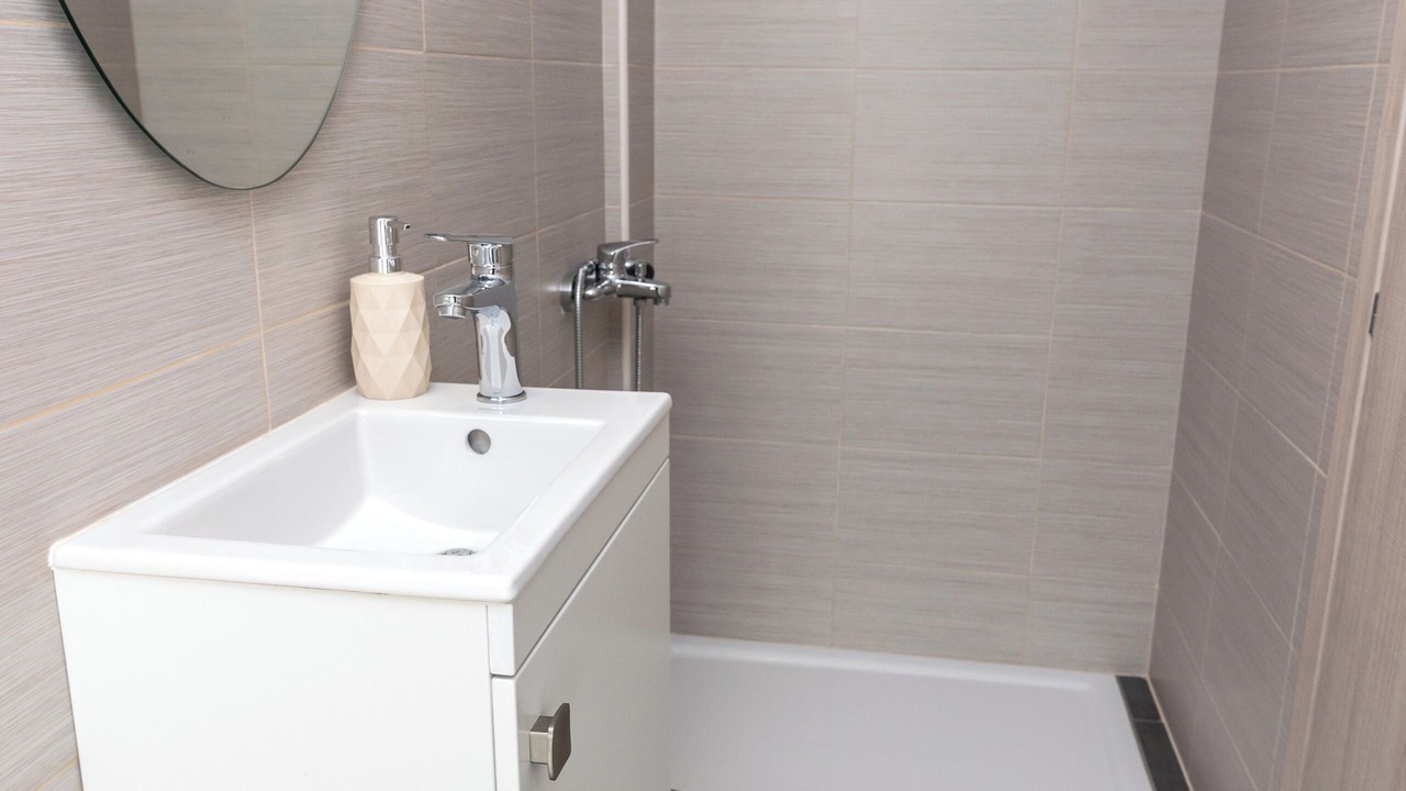 Photo of Bathroom in Psathopirgos