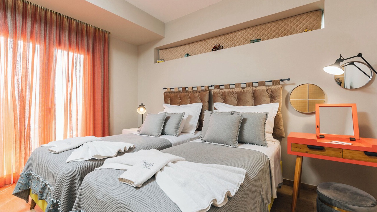 Photo of Bedroom in Neromilos