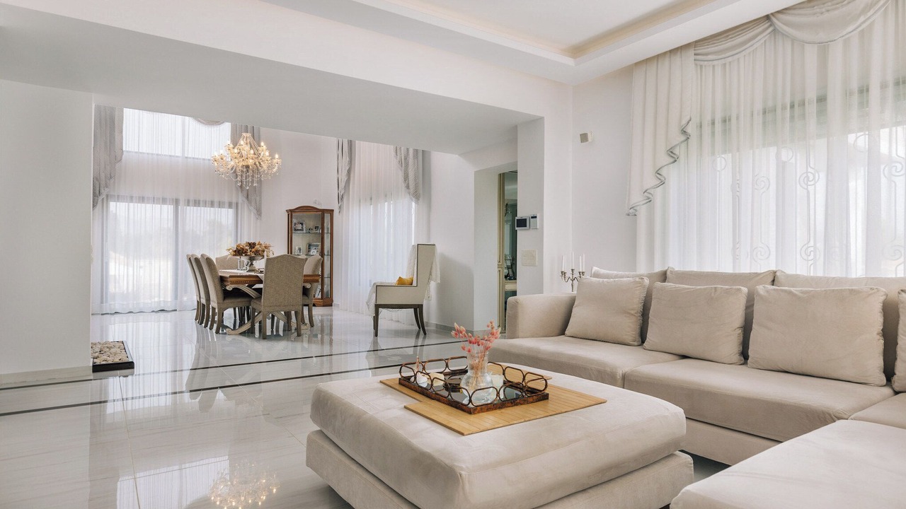 Photo of Livingroom in Neromilos