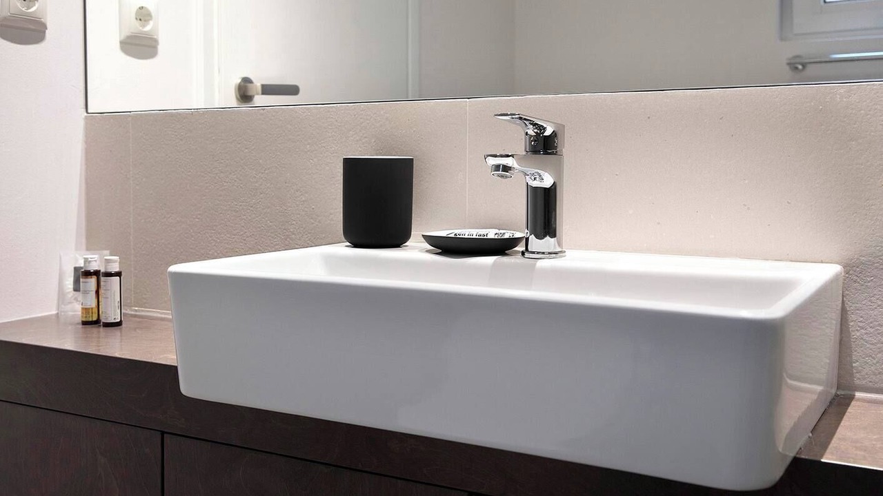Photo of Bathroom in Exarhia