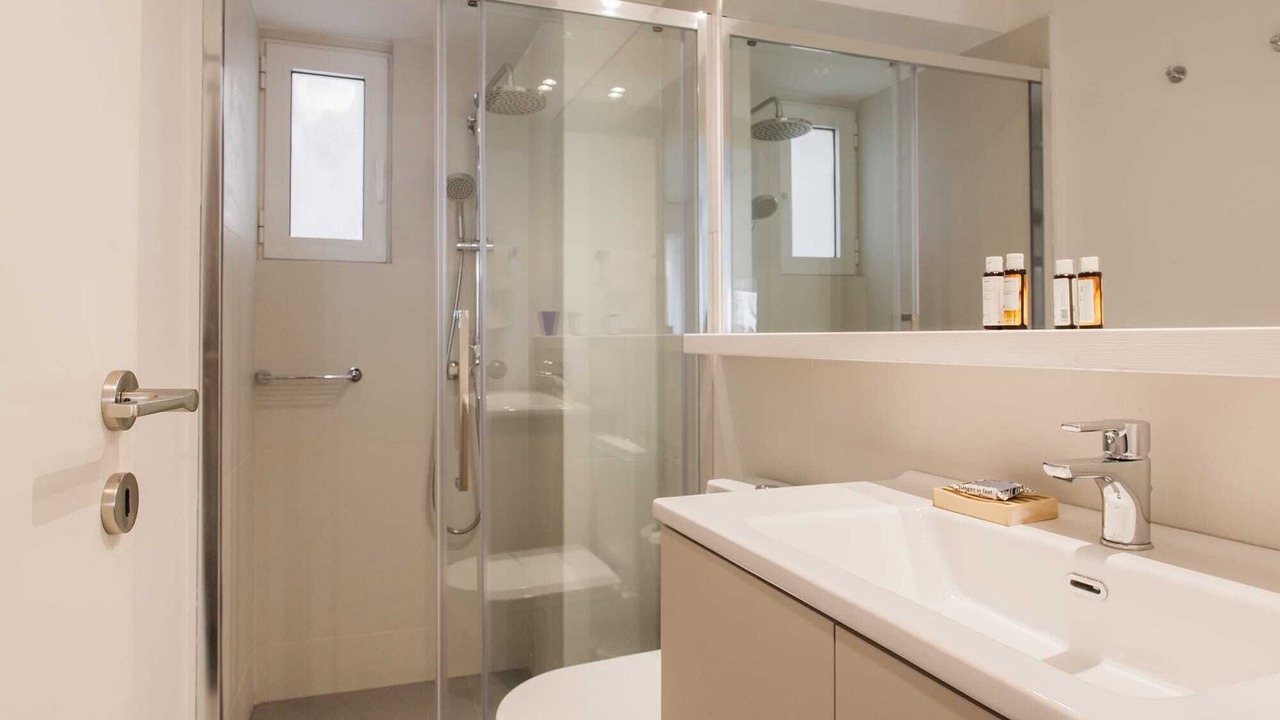 Photo of Bathroom in Exarhia