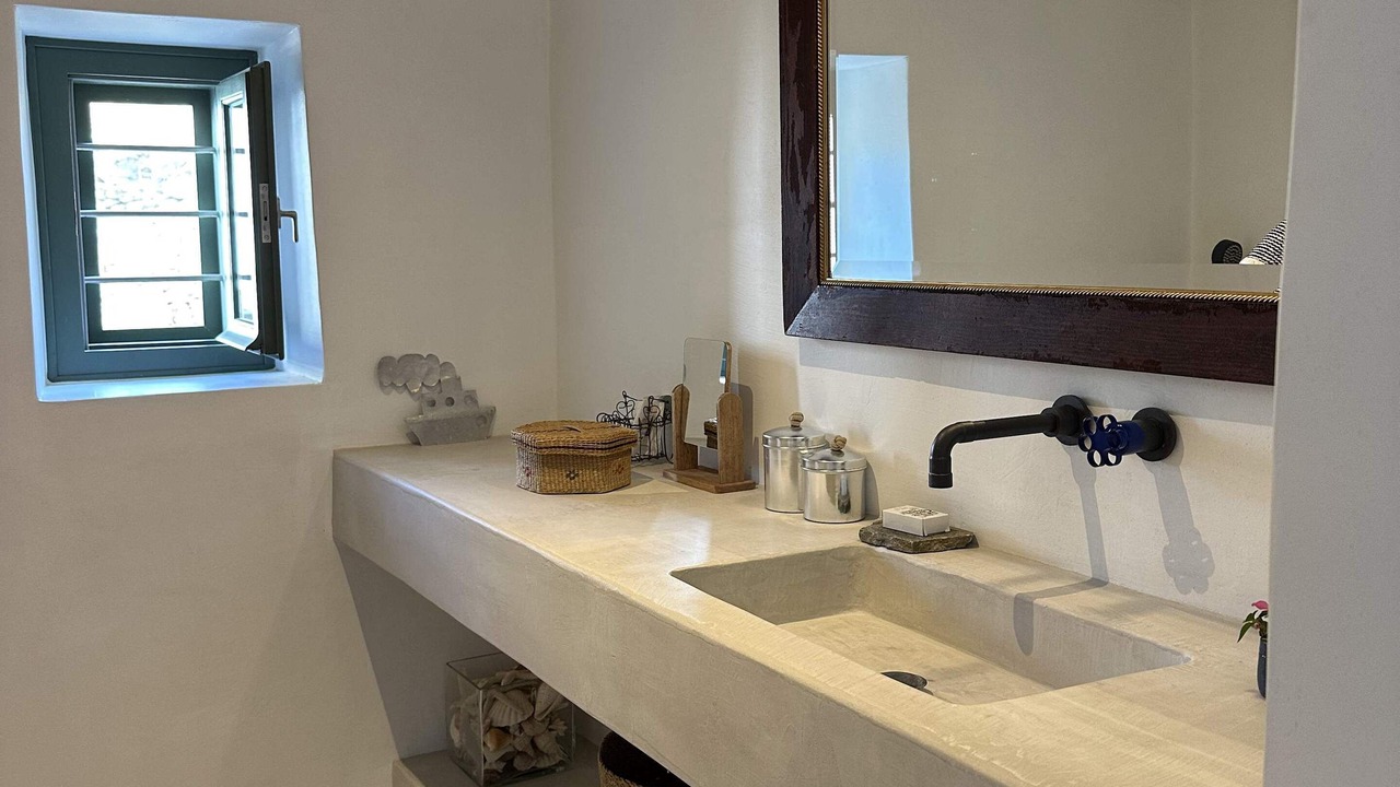 Photo of Bathroom in Apollonia