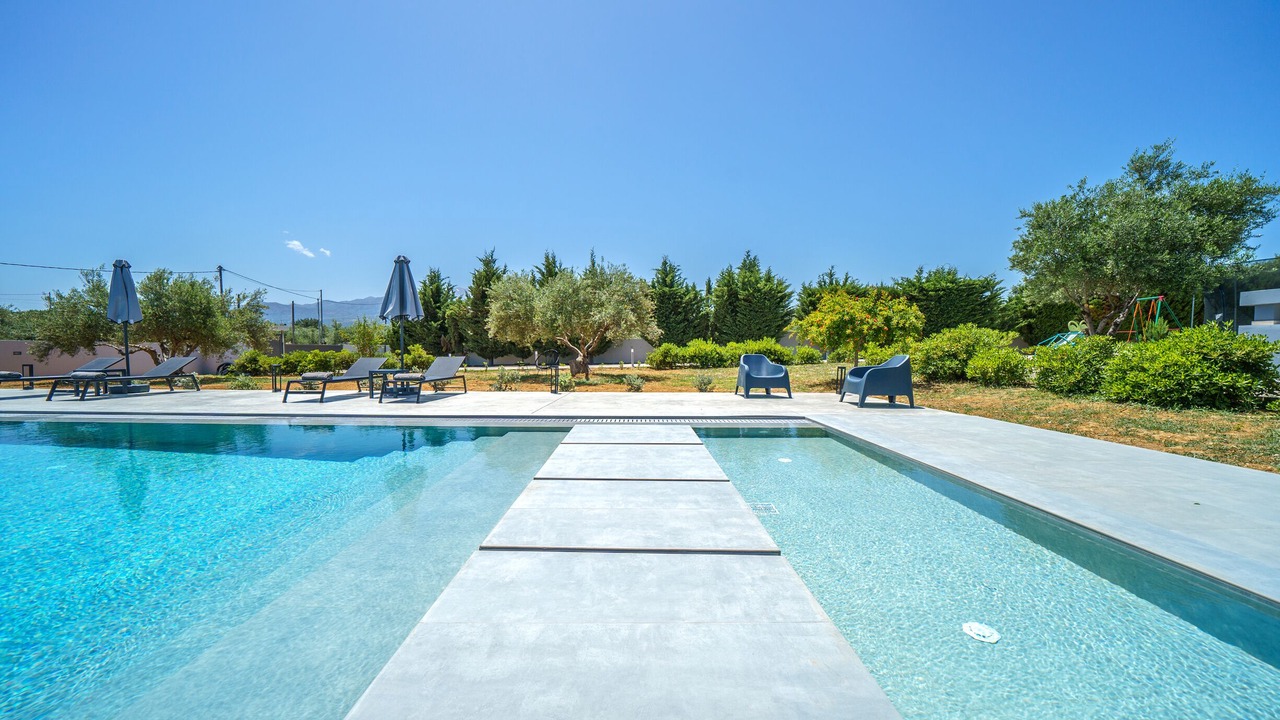 Photo of Outdoor in Perama