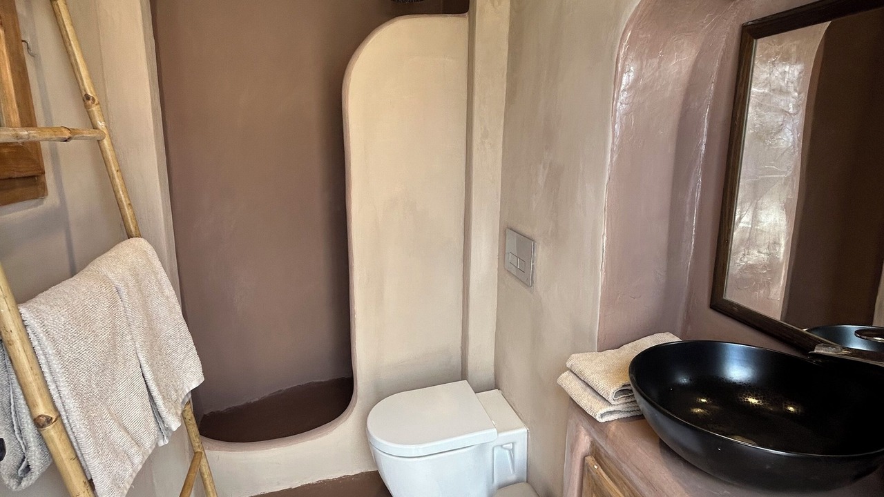 Photo of Bathroom in Kamari