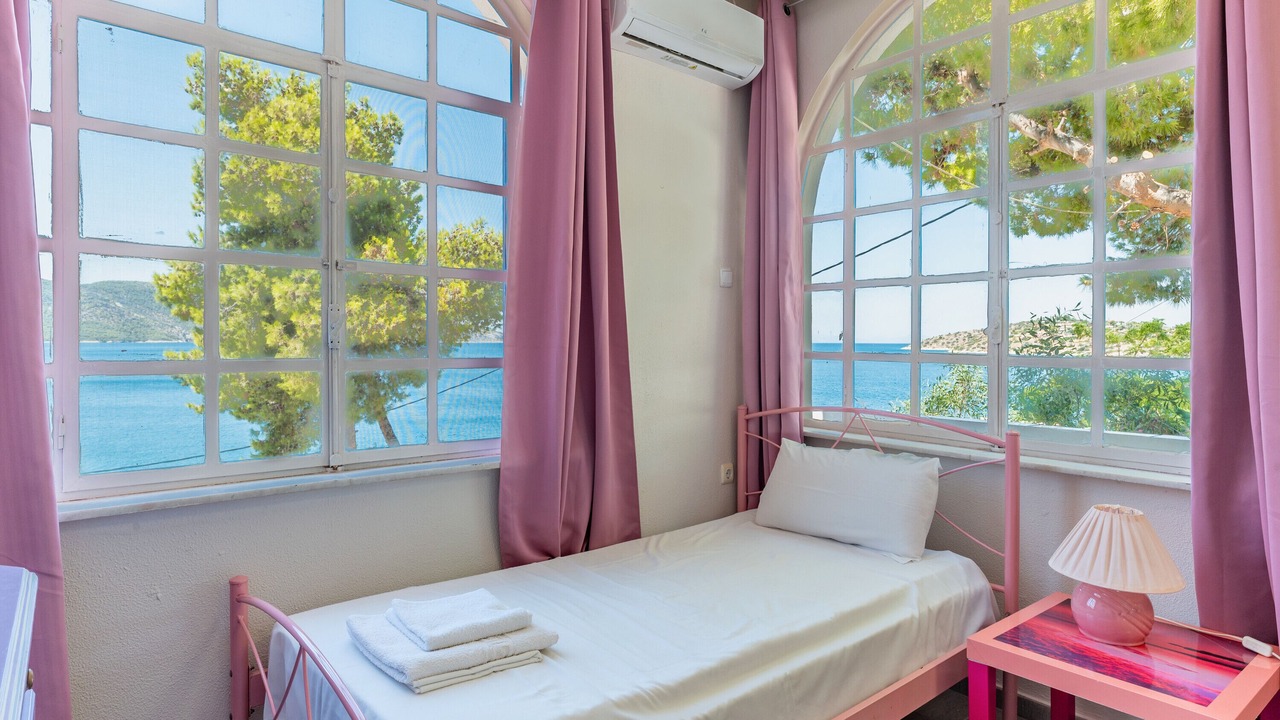 Photo of Bedroom in Salamis