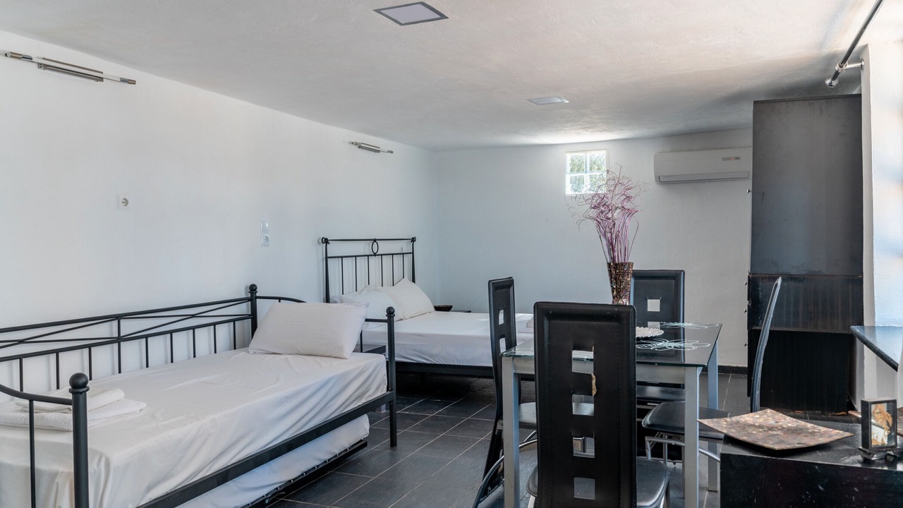 Photo of Bedroom in Salamis