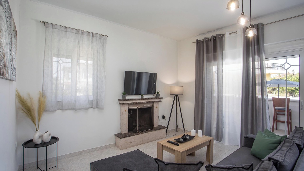 Photo of Livingroom in South Rhodes