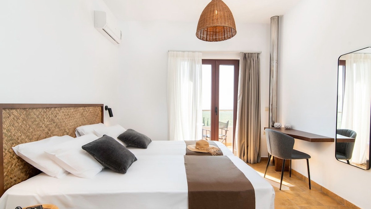 Photo of Bedroom in Limeniskos