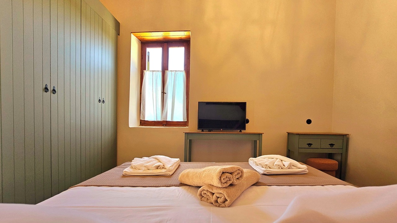 Photo of Bedroom in Drapanias