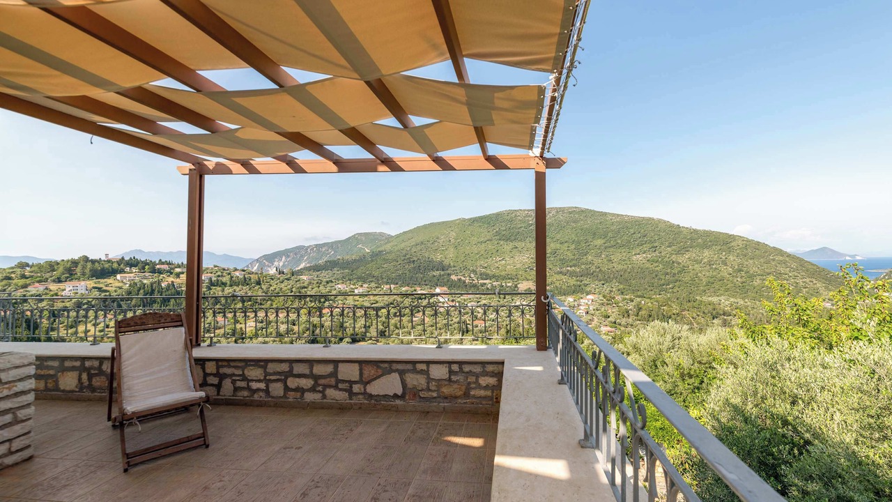 Photo of Patio Balcony in Platrithias