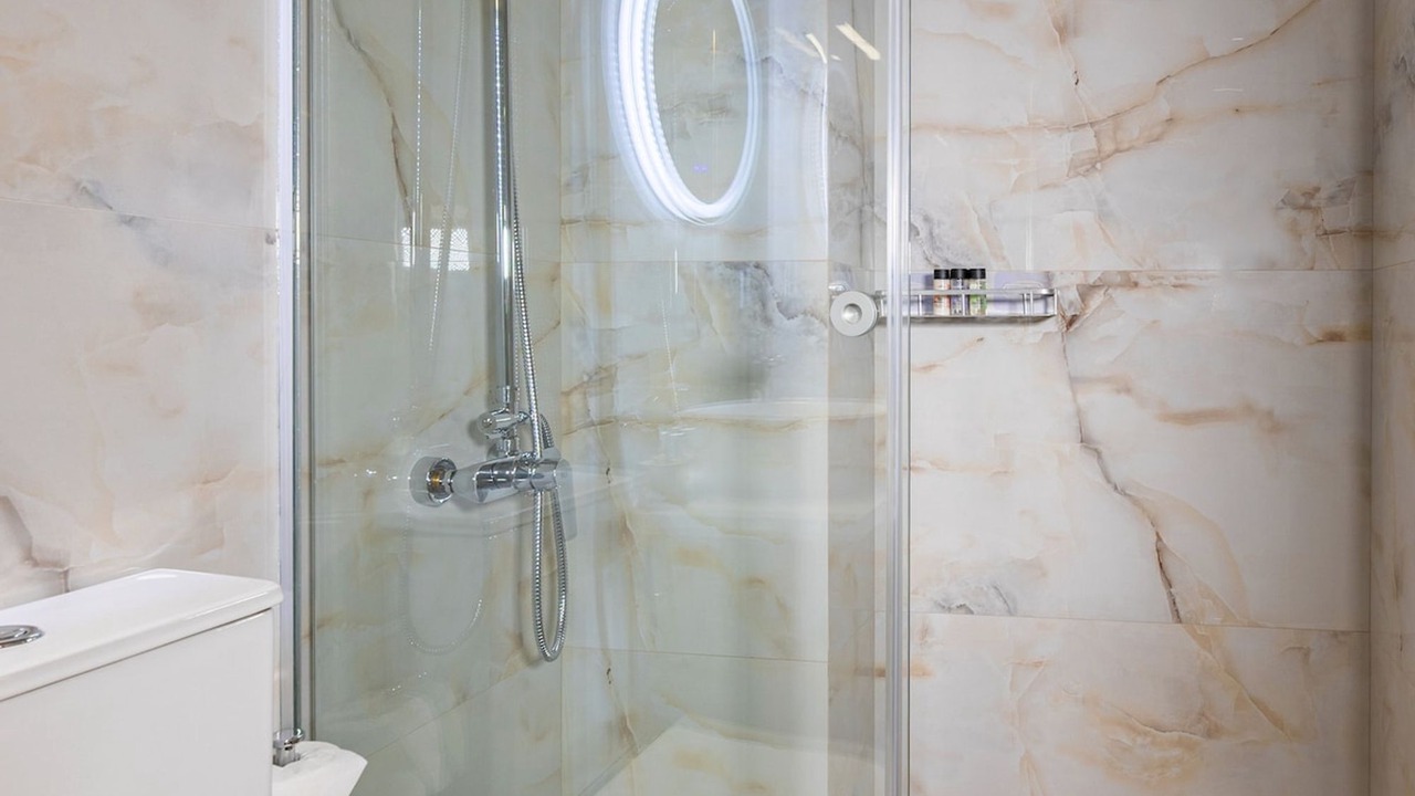 Photo of Bathroom in Gouvai