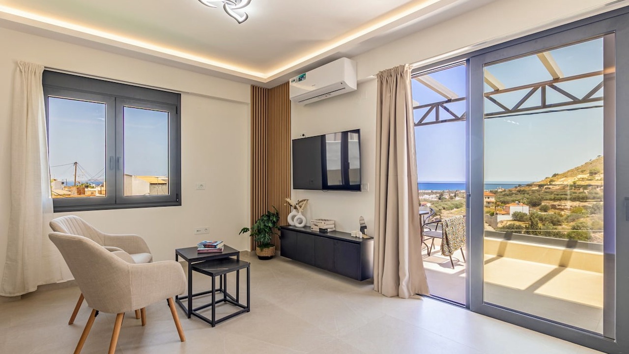 Photo of Livingroom in Gouvai