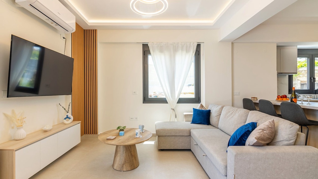 Photo of Livingroom in Gouvai