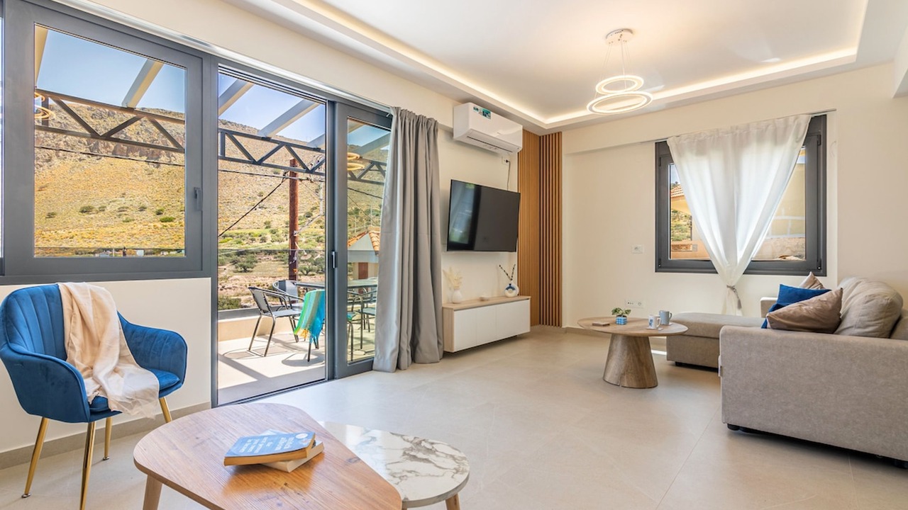 Photo of Livingroom in Gouvai