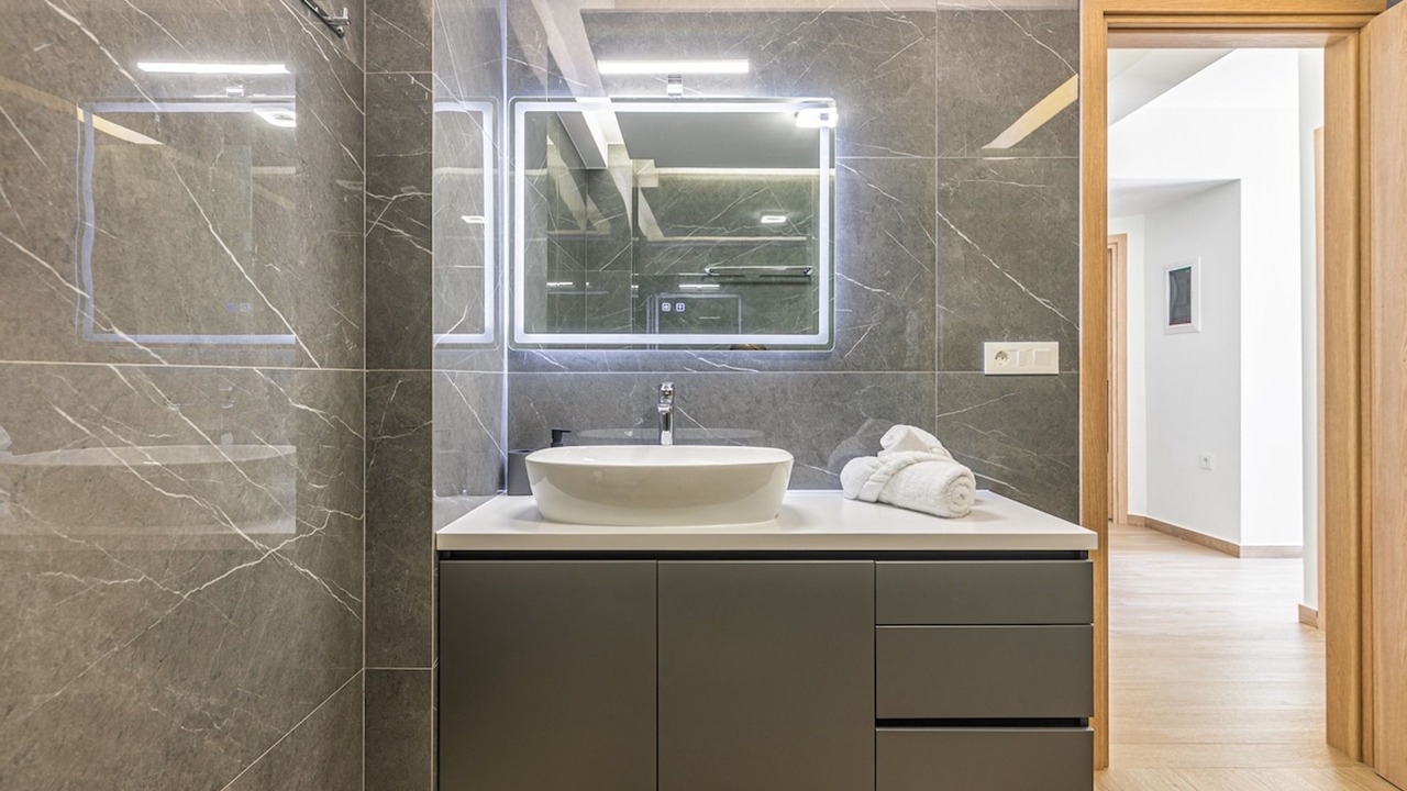 Photo of Bathroom in Gouvai