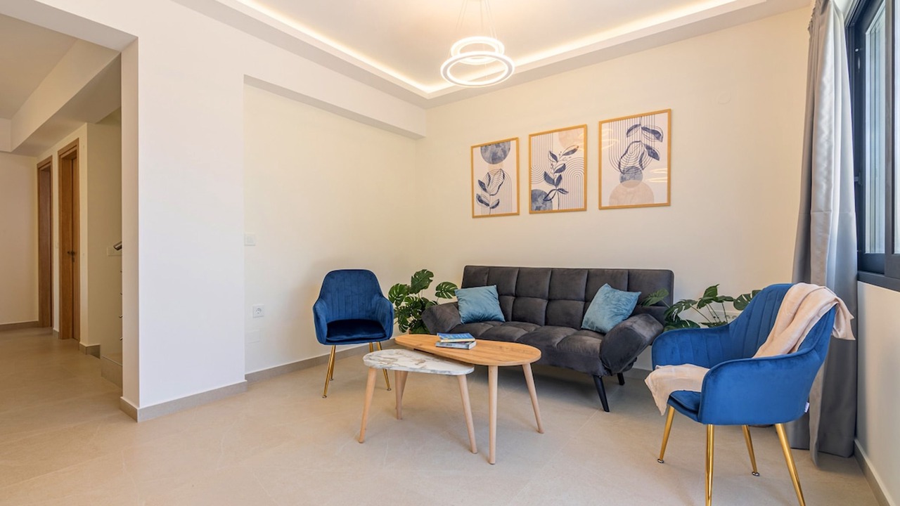 Photo of Livingroom in Gouvai