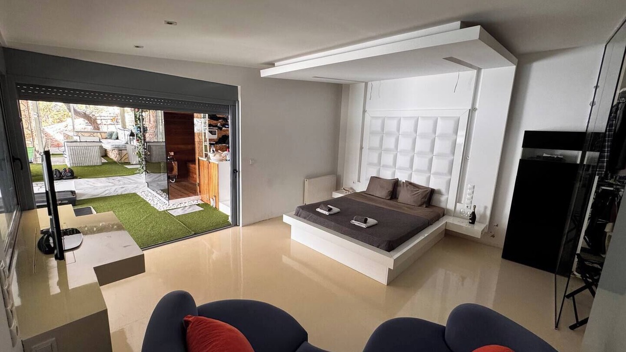 Photo of Bedroom in Loutropyrgos