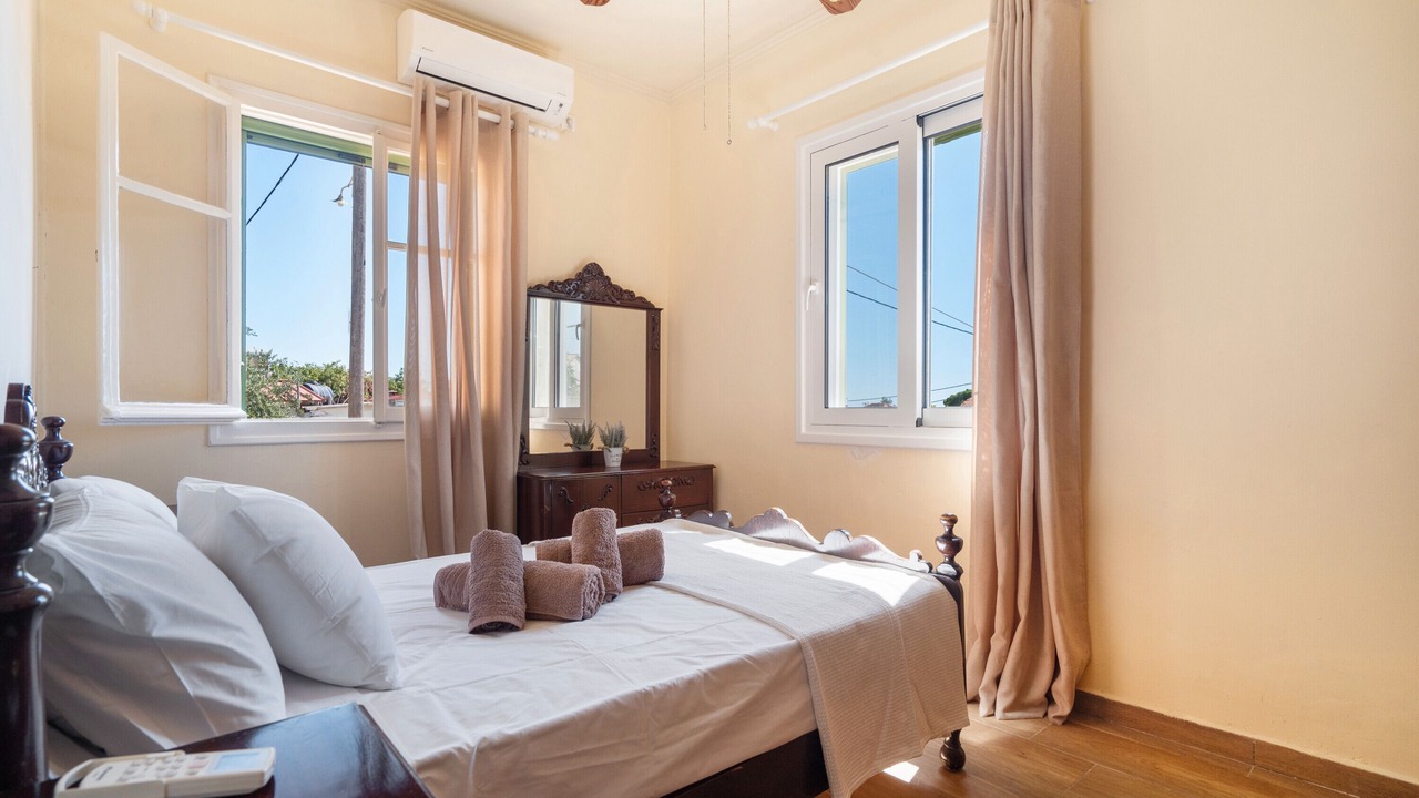 Photo of Bedroom in Mantzavinata