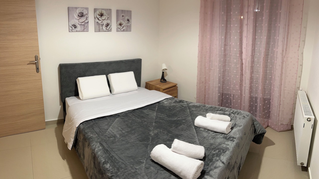 Photo of Bedroom in Kastoria