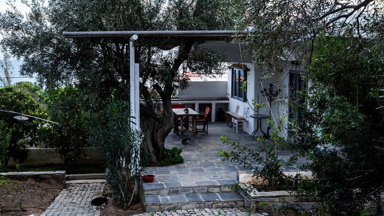 Photo of Patio Balcony in Limni Vouliagmenis