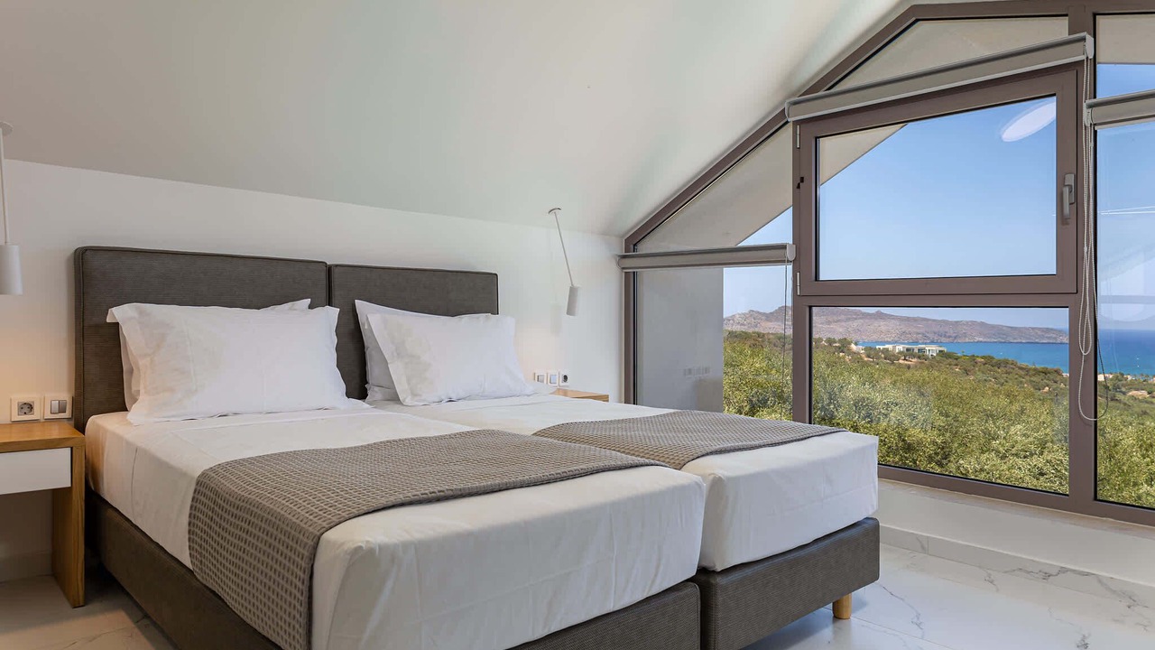 Photo of Bedroom in Stalos