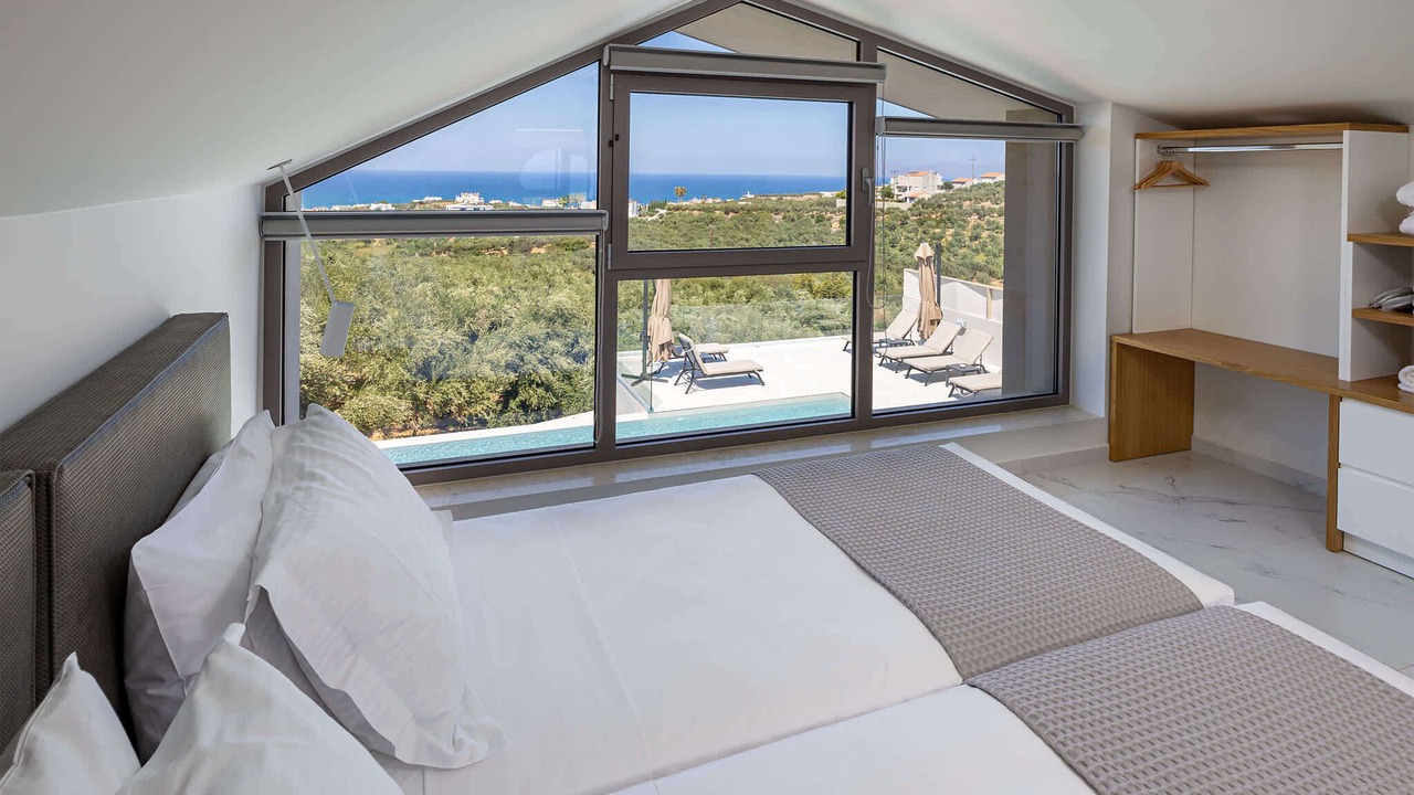 Photo of Bedroom in Stalos