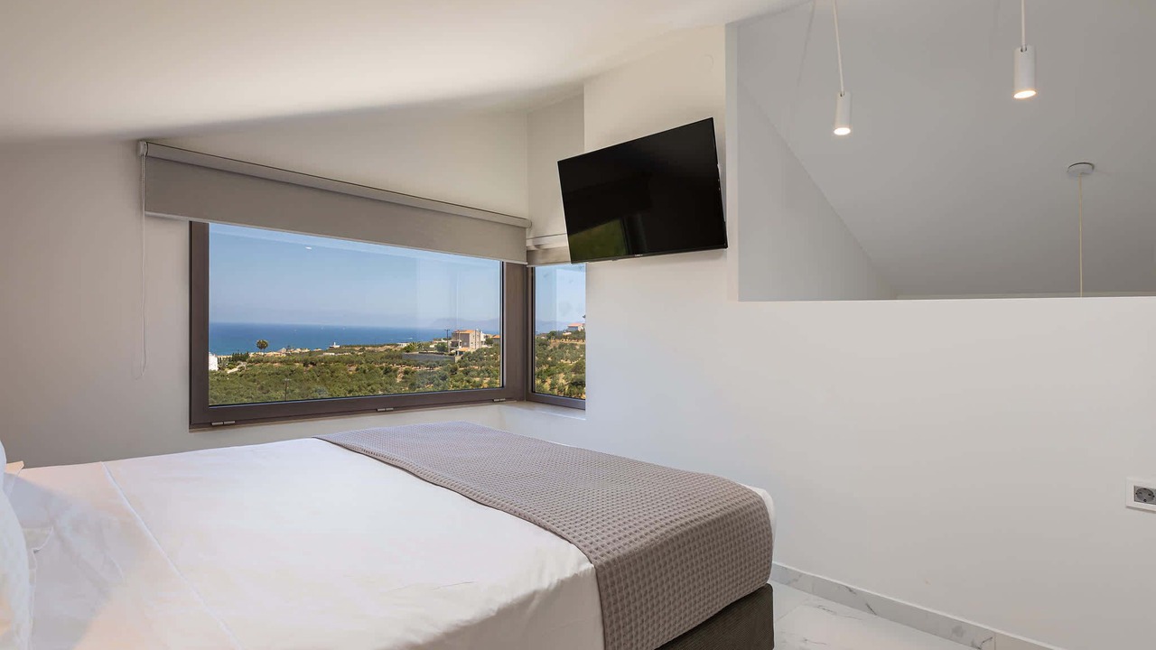 Photo of Bedroom in Stalos