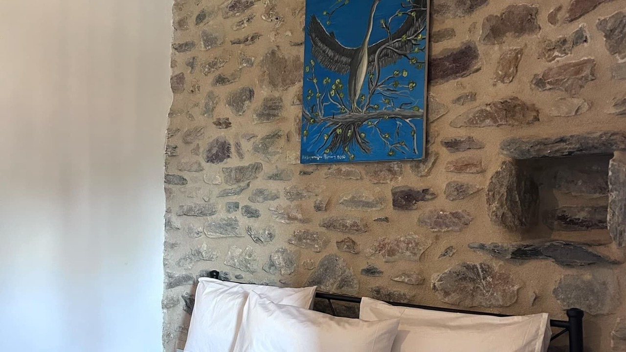 Photo of Bedroom in Thalames