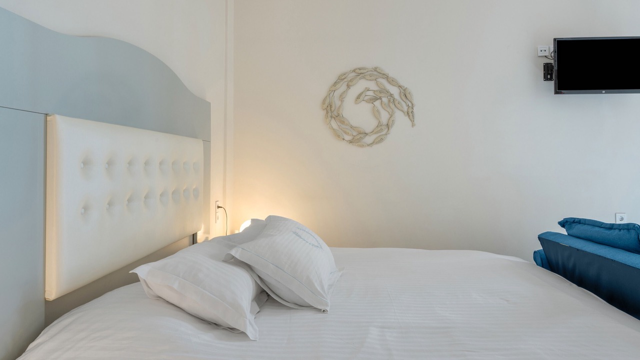 Photo of Bedroom in Massouri