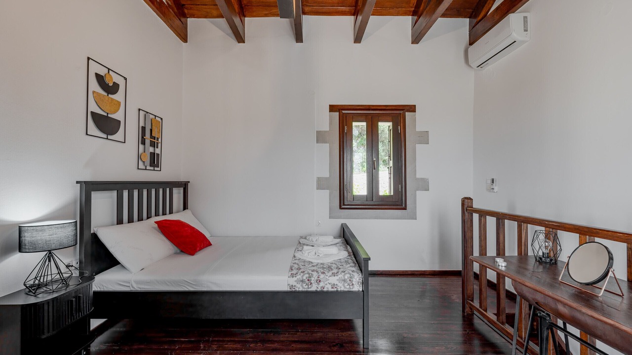 Photo of Bedroom in Patsos