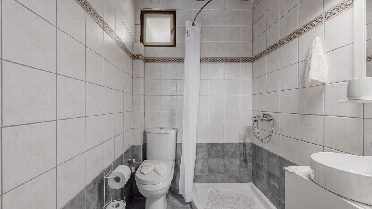Photo of Bathroom in Patsos