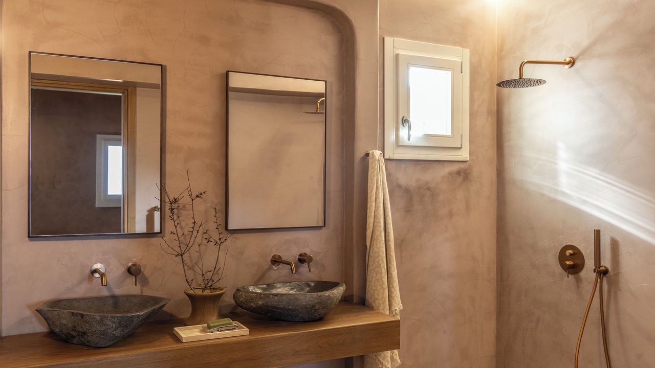Photo of Bathroom in Chalikeri