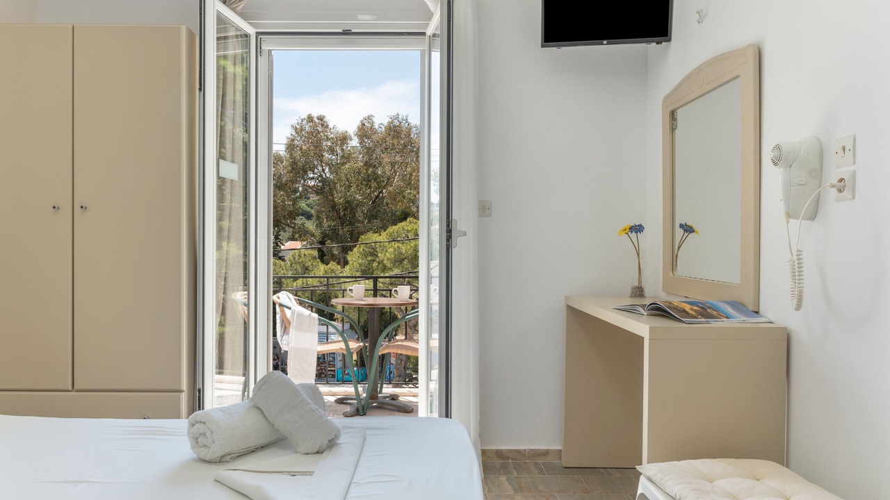 Photo of Bedroom in Panormos