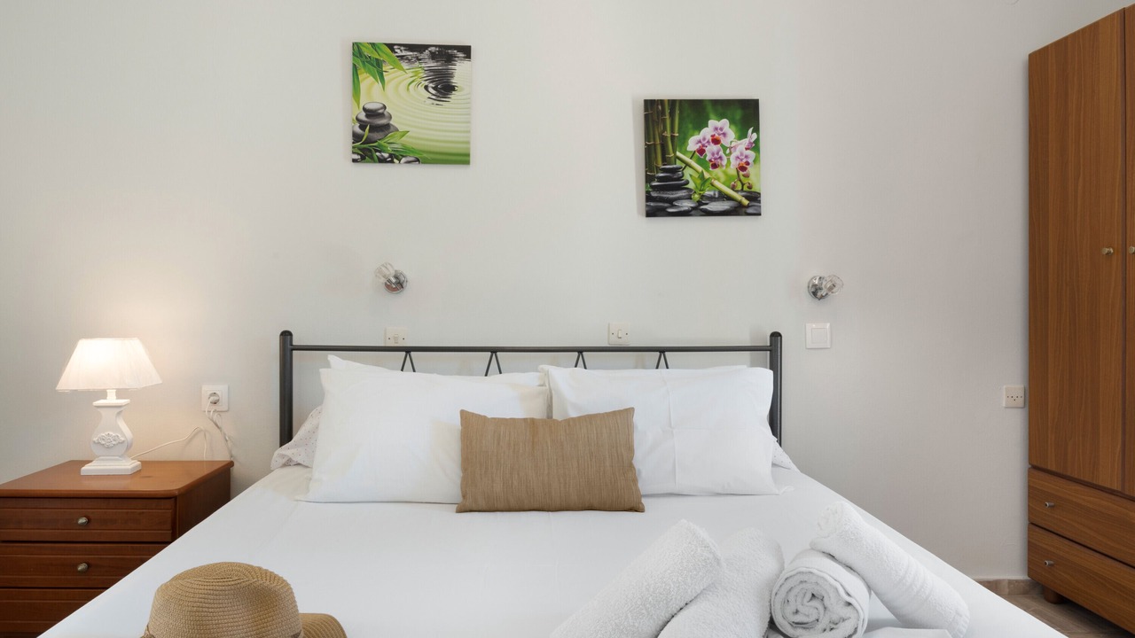 Photo of Bedroom in Panormos