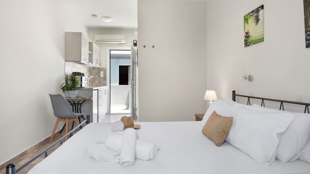 Photo of Bedroom in Panormos