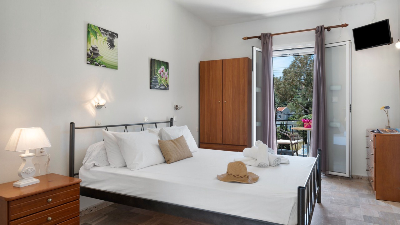 Photo of Bedroom in Panormos
