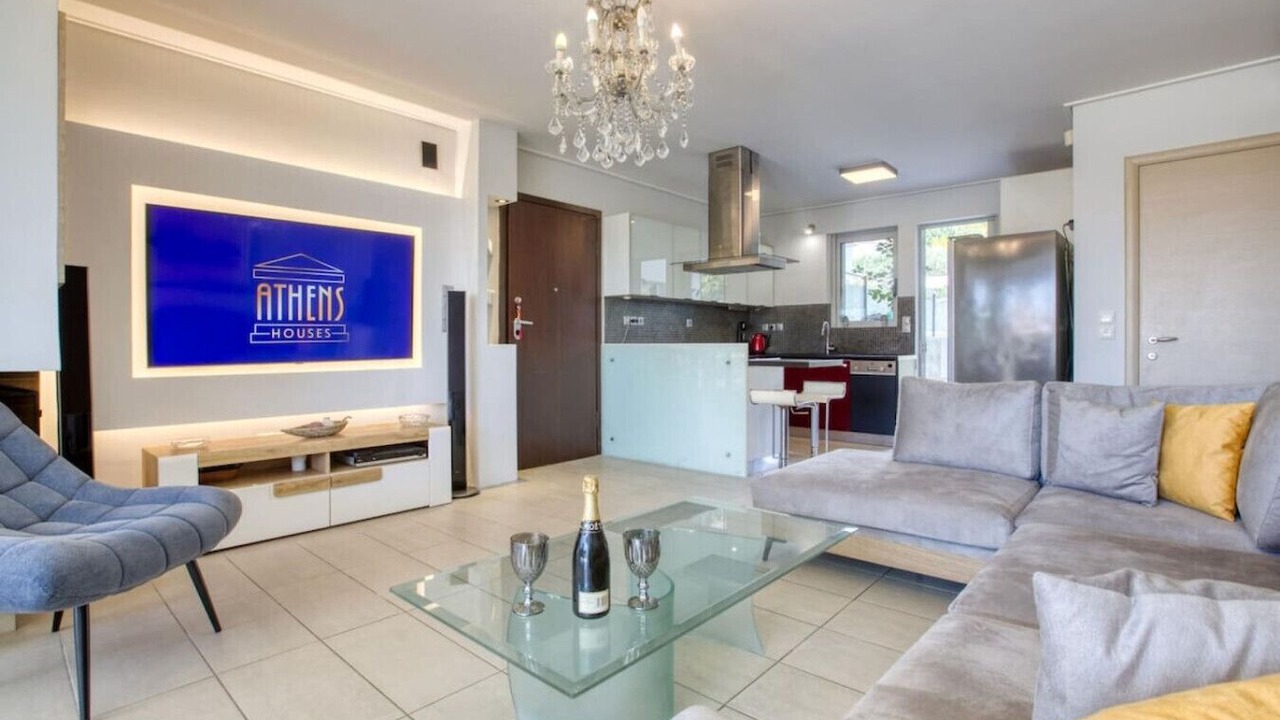 Photo of Livingroom in Saronida