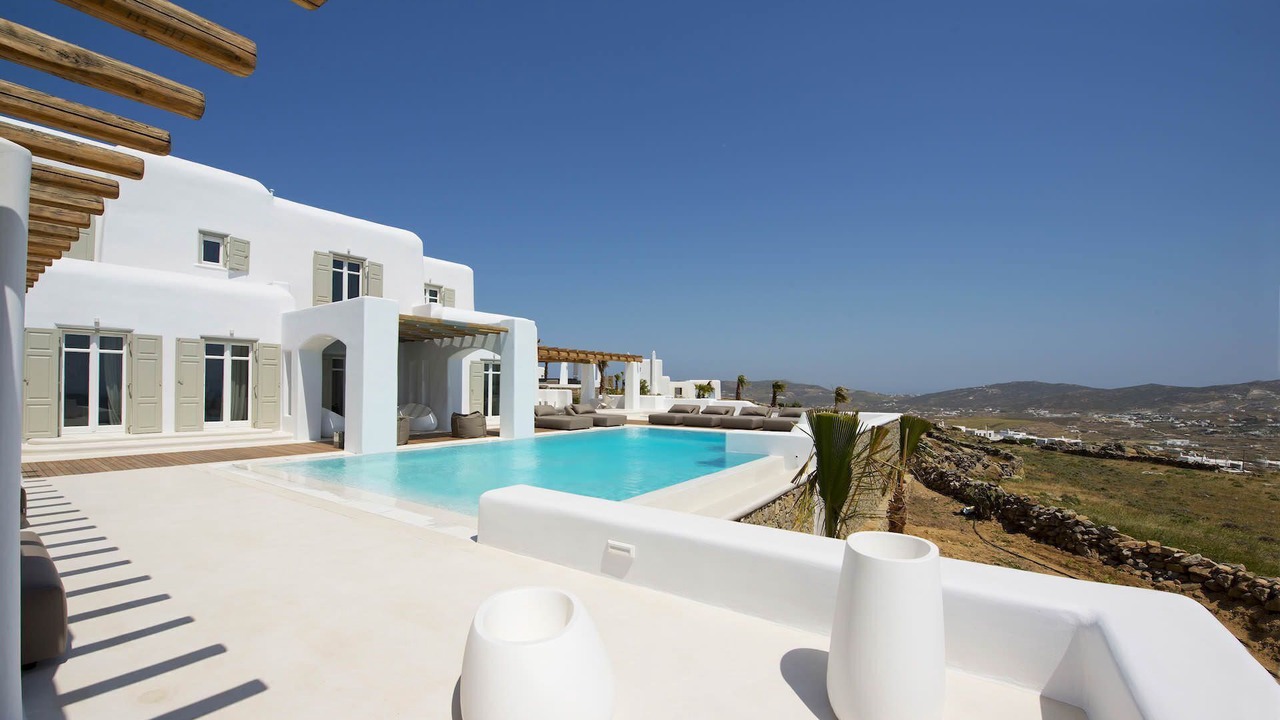 Photo of Others in Tourlos